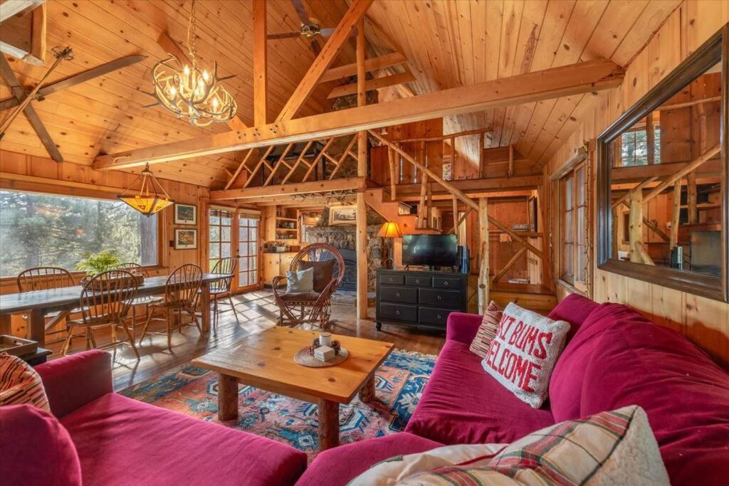 Coziest Cabin In Tahoe W Stone Fireplace Comfy Beds Close To Slopes & Lake Carnelian Bay Bagian luar foto